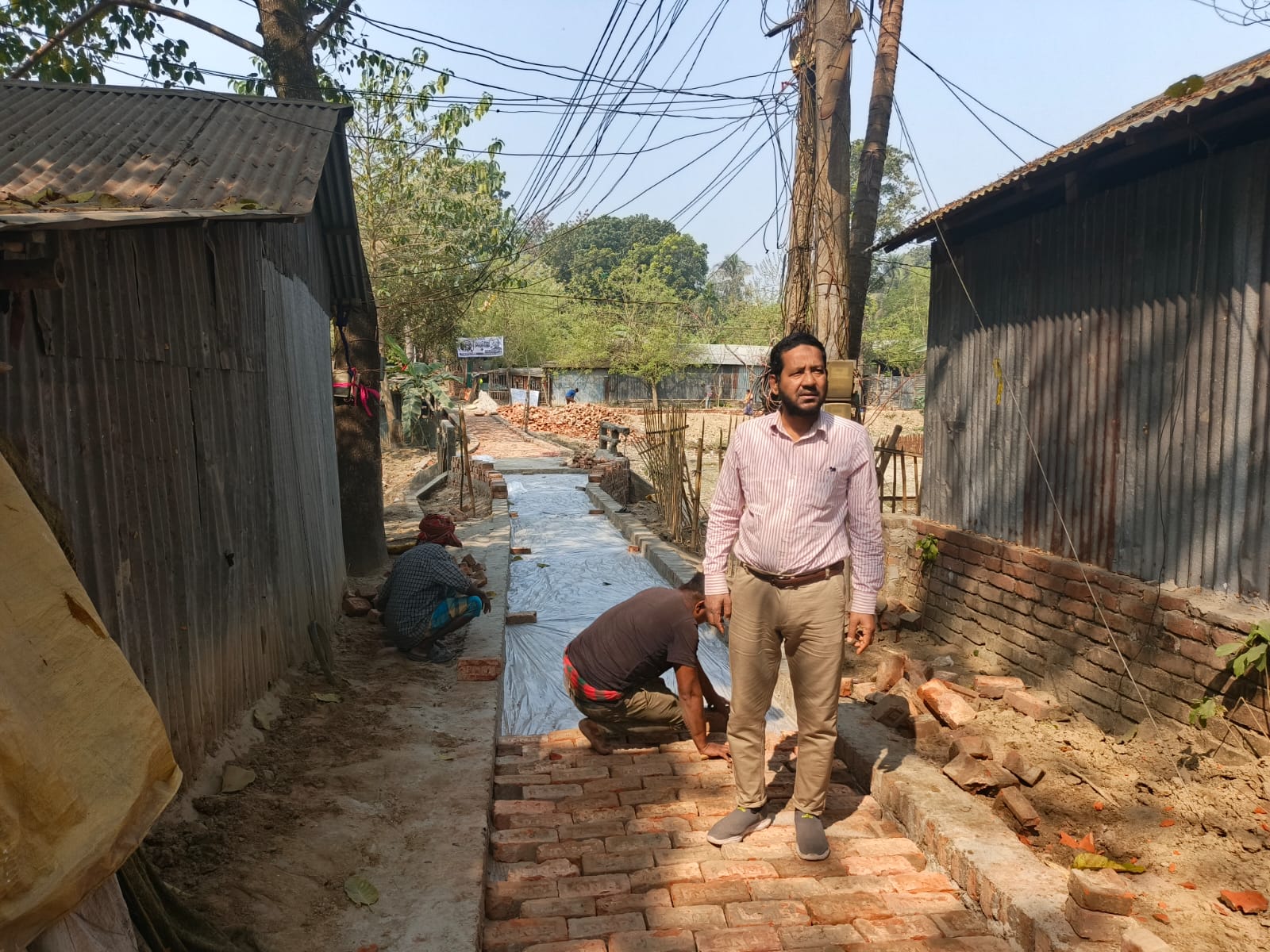 আলমডাঙ্গা পৌরসভায় লিনিক কার্যক্রম পরিচালনার স্থীরচিত্র